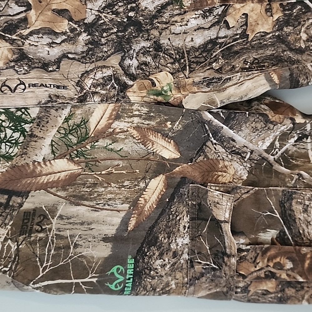 Realtree Hunting Pants - Picture 2 of 6